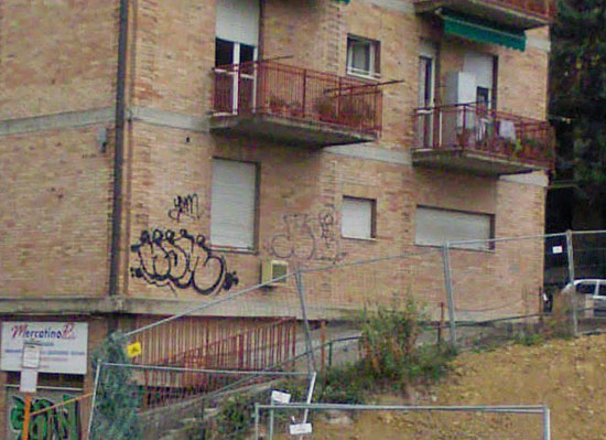 Perugia unidentified graffiti picture 9